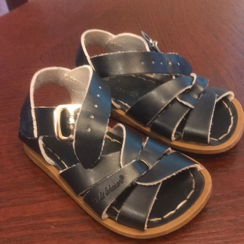 Saltwater sandals